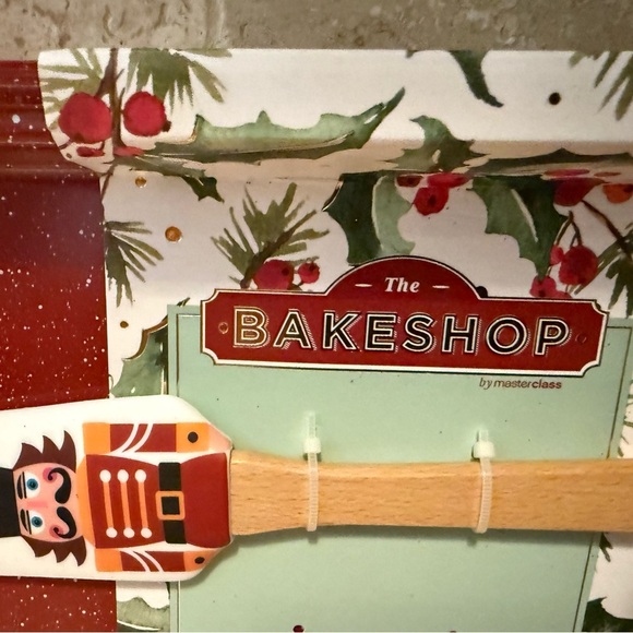 The Bakeshop by Masterclass 3pc Brownie Baking Set". 
Bake Pan & 2 Spatulas. NEW - Picture 4 of 6